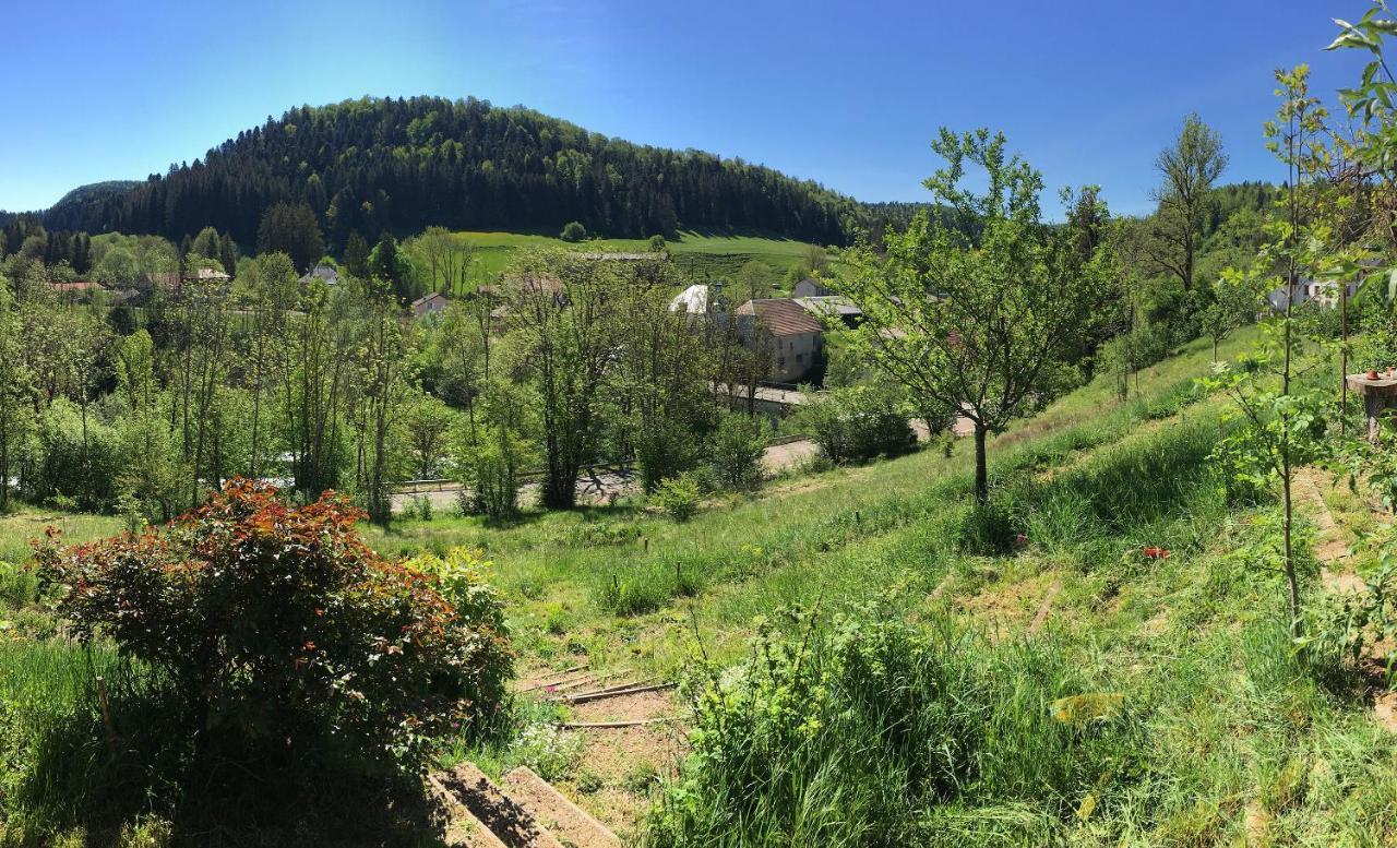 Apartamento Le Repaire Des Belettes Chaux-des-Crotenay Exterior foto