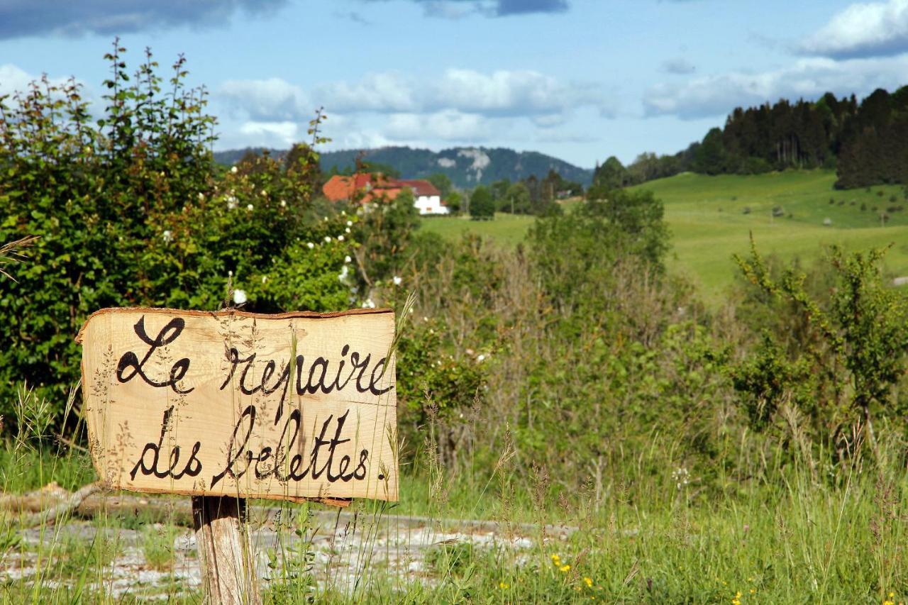 Apartamento Le Repaire Des Belettes Chaux-des-Crotenay Exterior foto